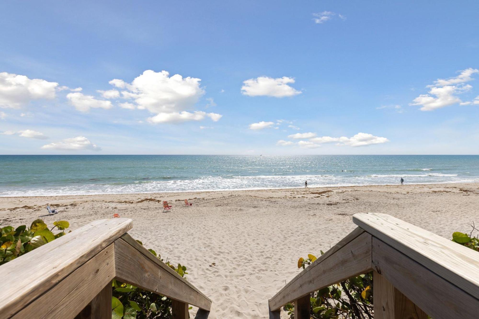 475 Strand Dr Melbourne Beach Exterior photo